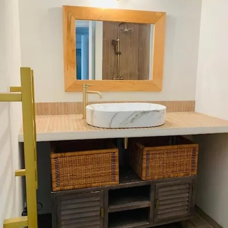 Duplex Pour 2 à 6 Personnes Avec Terrasse En Plein Cœur De La Citadelle De Appartamento Bonifacio (Corsica)