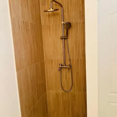 Duplex Pour 2 A 6 Personnes Avec Terrasse En Plein Coeur De La Citadelle De Bonifacio