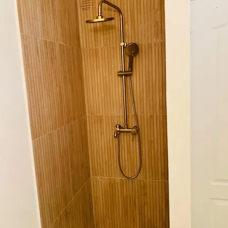 Duplex Pour 2 A 6 Personnes Avec Terrasse En Plein Coeur De La Citadelle De Bonifacio (Corsica)