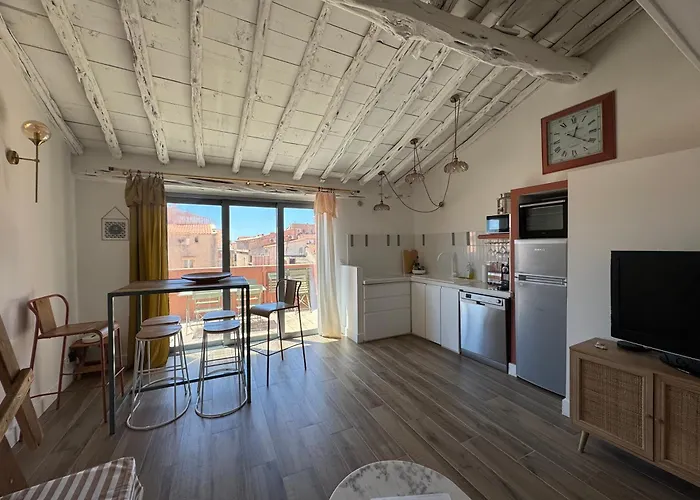Appartement Duplex Pour 2 à 6 Personnes Avec Terrasse En Plein Cœur De La Citadelle De